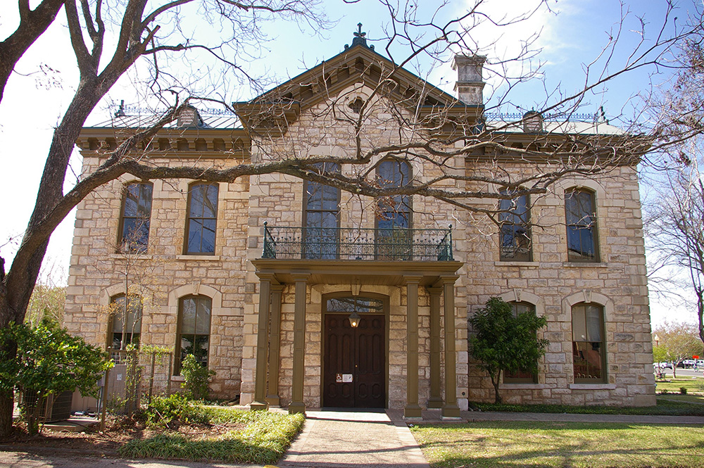 Family practice lawyer at Gillespie County Courthouse in Stonewall, TX